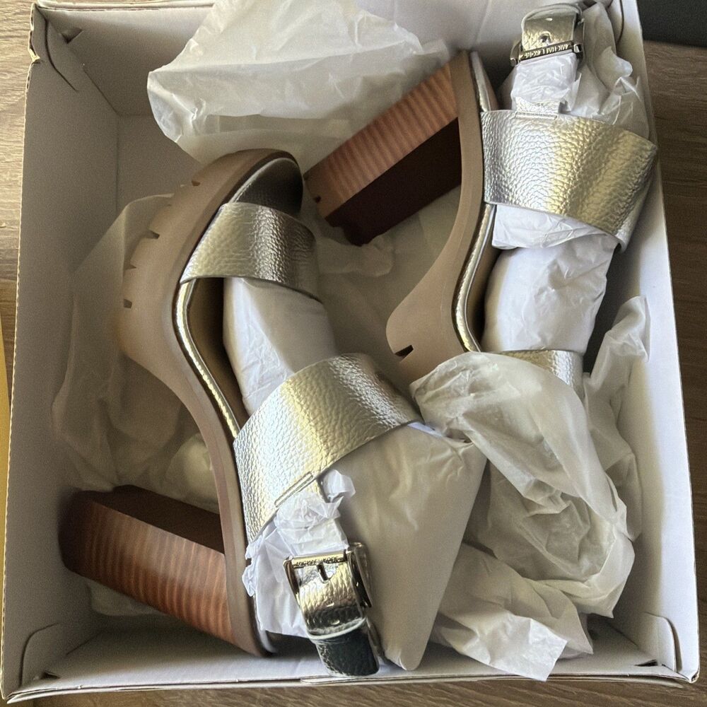 New Michael Kors - Holland Metallic Platform Sandal Size 9 Silver 49R5HLMS1M - Picture 11 of 12